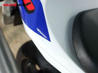 SUZUKI GSX-R 600 2004