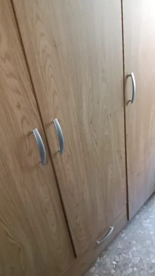 Armario 3 puertas y cajón madera