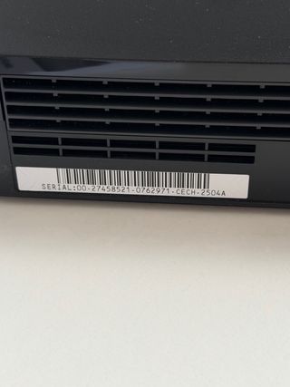 PS3 Slim 160GB (Sin mando)