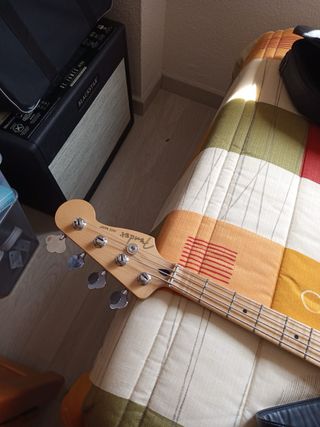 Bajo Fender Jazz Bass + Markbass Marcus