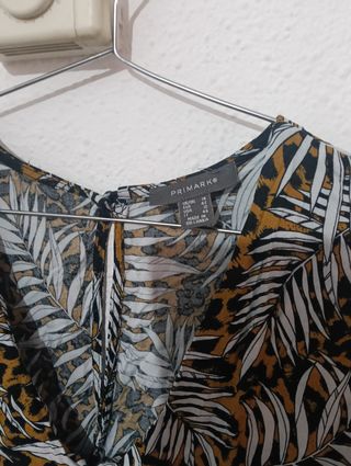 Vestido mono estampado hojas y leopardo