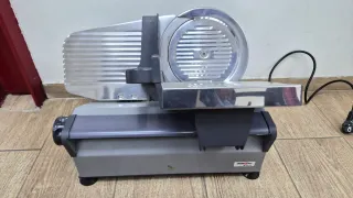 Cortadora de alimentos Demoka