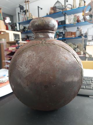 Antigua vasija india Surahi