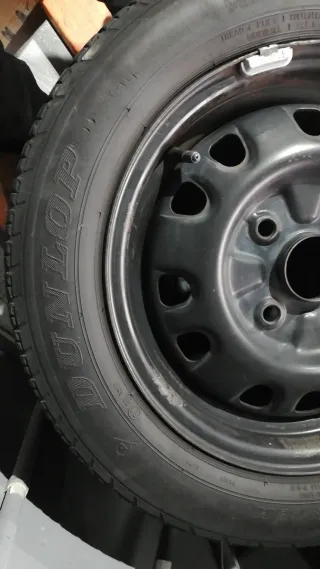 Llantas + neumáticos  Dunlop Sport 2 Suzuki Swift