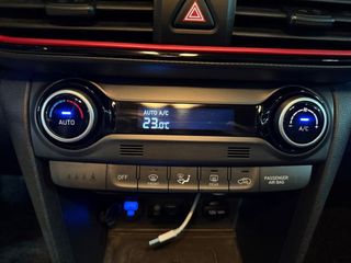 Hyundai Kona 1.6 TGDI Style Sky Red 4x4 DT