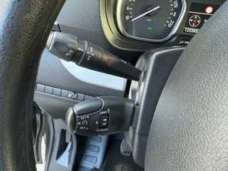Peugeot Traveller BUSINESS BLU