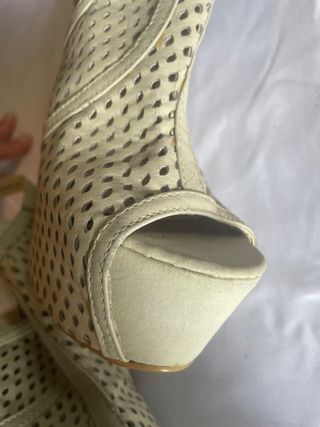 Sandalias Beige Talla 36