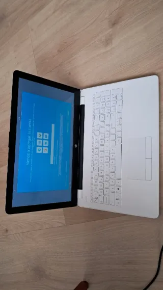 Ordenador Portátil HP Blanco