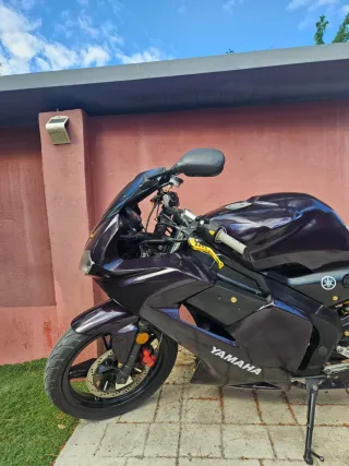 Yamaha TZR