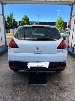 Peugeot 3008 2014