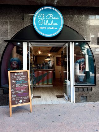 Cafetería – Churrería en pleno centro de Reus