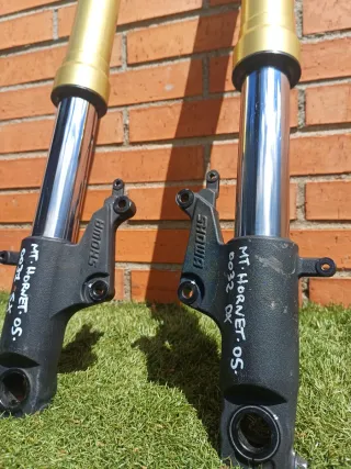 Horquilla izquierda Honda CB 600 Hornet 2005