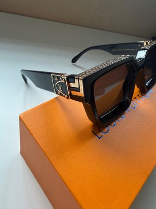 Gafas Louis Vuitton Negras y Doradas