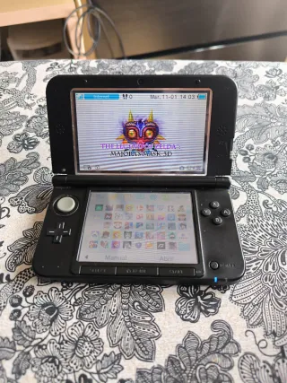 Nintendo 3DS XL azul