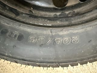 Neumático R16 michelin 205/55
