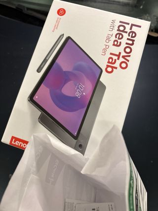 Lenovo Idea Tab con Lápiz A estrenar con ticket