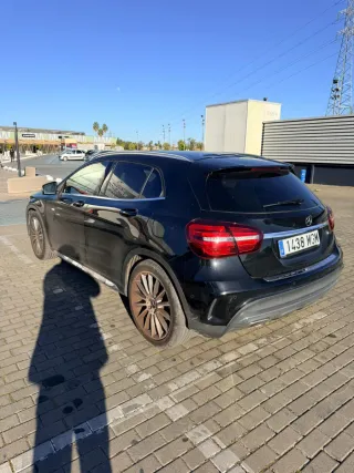 Mercedes-Benz GLA 2019