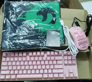 Teclado y Ratón Gamer Rosa
