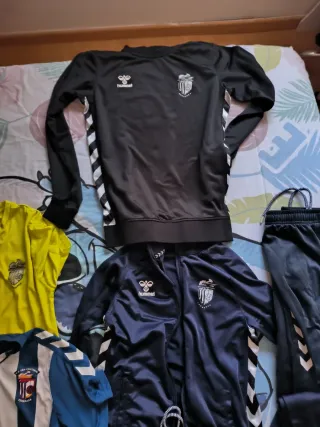 Equipación San Cristóbal Hummel