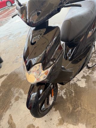 Yamaha Jog RR Negra Automática