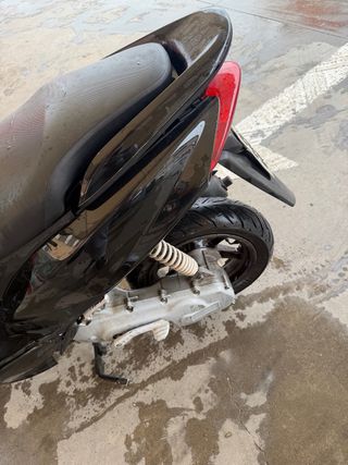 Yamaha Jog RR Negra Automática