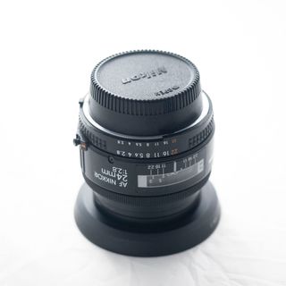 Objetivo Nikon AF Nikkor 24mm 1:2.8