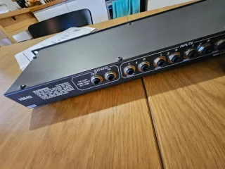 Rane HM42 Mezclador de Auriculares
