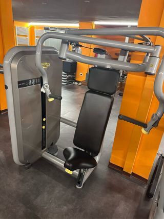 8 Macchine Technogym Element