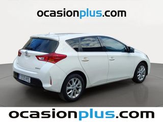 Toyota Auris 90D Active 66 kW (90 CV)