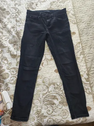 Pantalones Stradivarius Negros y Grises