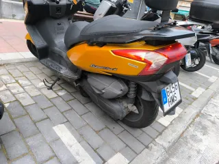 Kymco Super Dink 125 ABS 2012 Amarillo