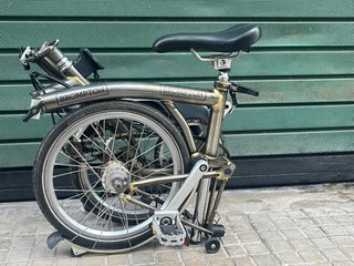 Bicicleta Plegable Brompton M6L Lacada