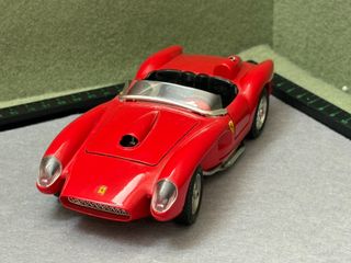 Ferrari 250 Testa Rossa 1957 Bburago 1:24