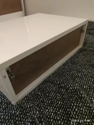 2 Mesitas de Noche Flotantes Blancas