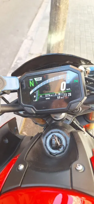 Kawasaki Z900 50 Aniversario Roja