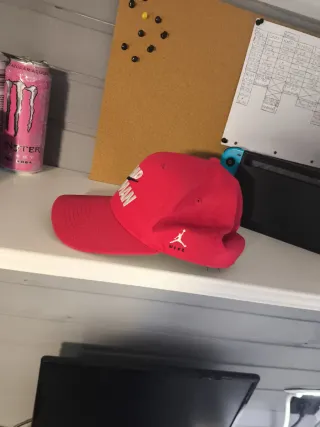 Gorra Nike Jordan Roja