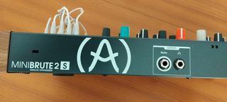 Arturia Minibrute 2S Sintetizador Analógico