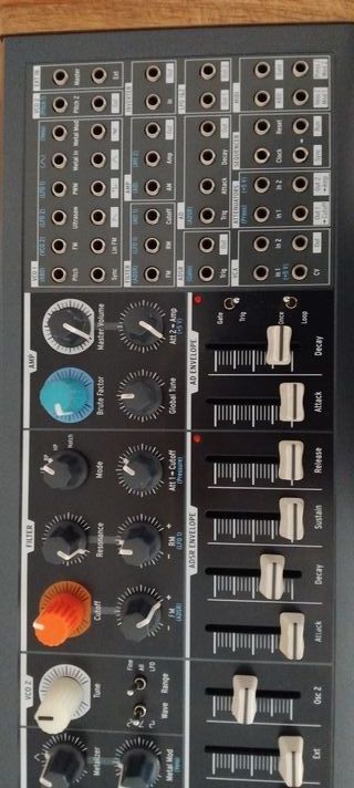 Arturia Minibrute 2S Sintetizador Analógico
