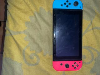 Nintendo Switch + Dock + Mando