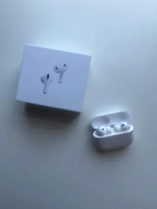 AirPods Pro 3 Apple