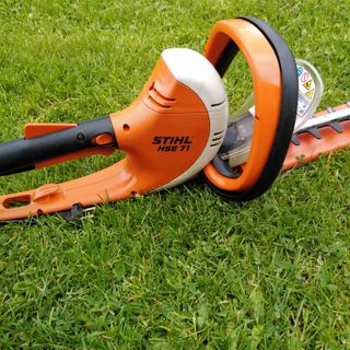 Cortasetos Eléctrico Stihl HS 71 - 60cm