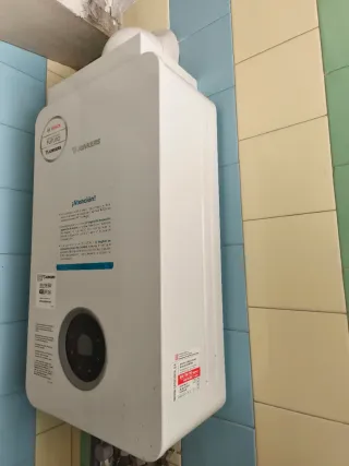 Calentador de agua Junkers Bosch