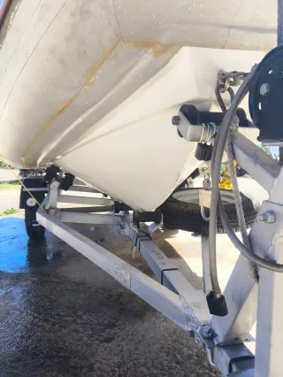 Barco semirrígido Valiant V 400