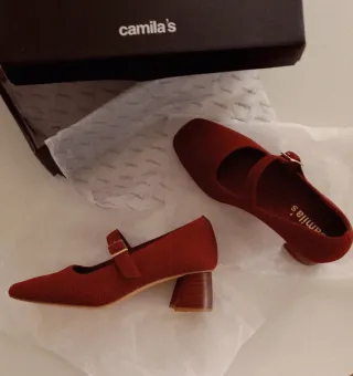 Zapatos Mary Jane tacón madera burdeos