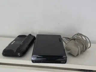 Nintendo Wii U Negra + GamePad (Piezas)