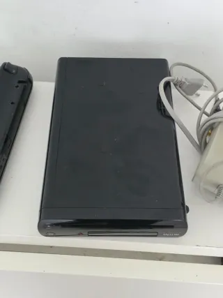 Nintendo Wii U Negra + GamePad (Piezas)