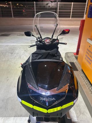 Moto Scooter Negra