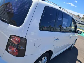 Volkswagen Touran 2010