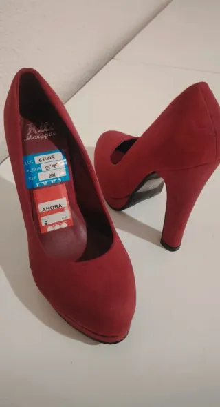 Zapatos de tacón Marypaz rojos nuevos