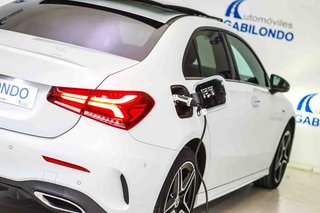 Mercedes Clase A Sedán A 250 e **Techo panorámico**